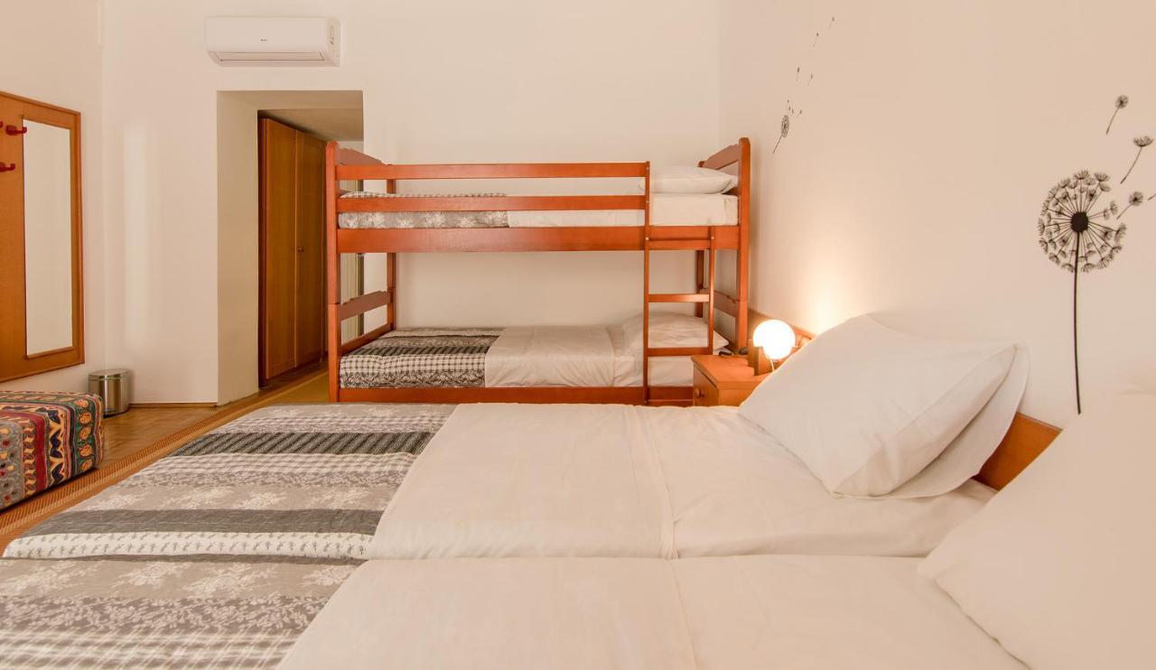 Hotel Barba Starigrad Paklenica Exterior photo